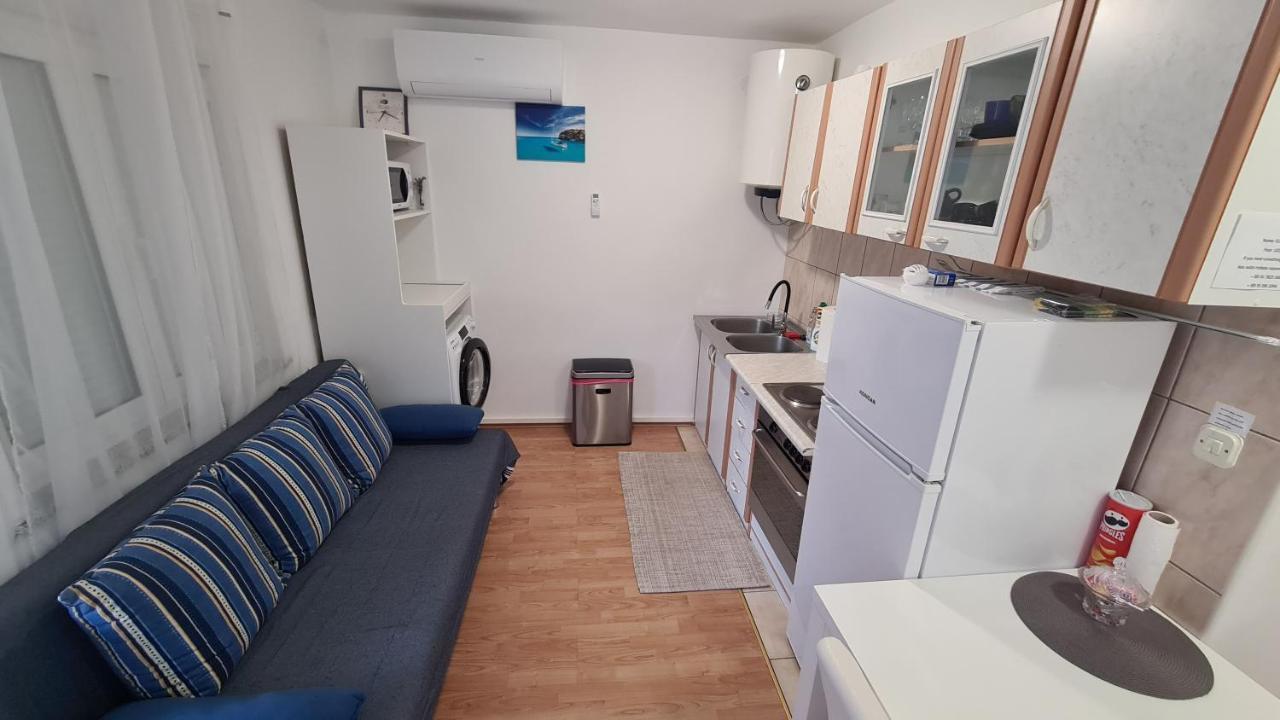 Apartments Lana - 30 M From The Sea Seline Exterior foto